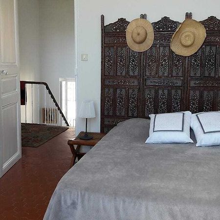 Chambre D'Hotes Villa Magenta Le Rove Bagian luar foto